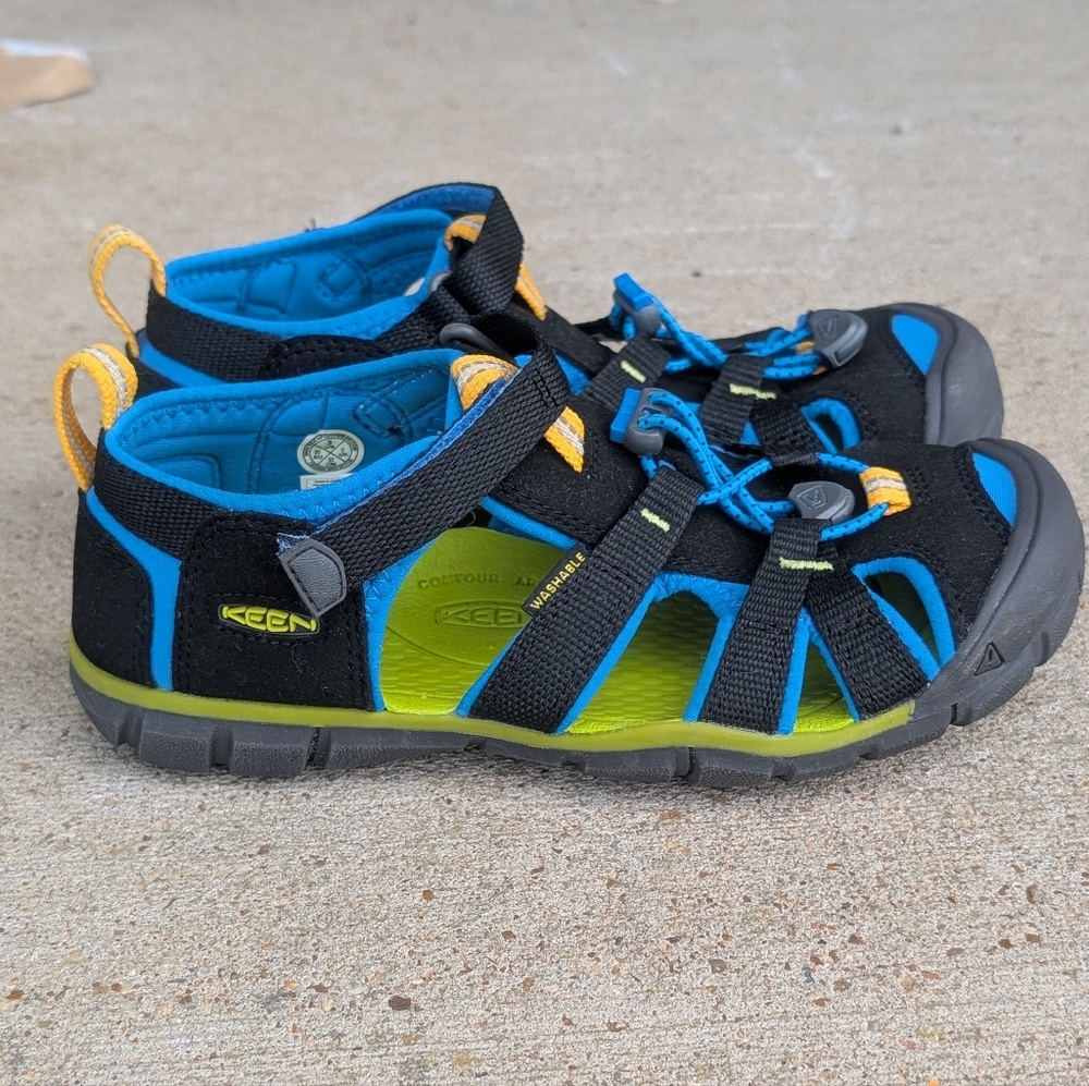 Keen Seacamp II CNX Big Kids Size 3.
